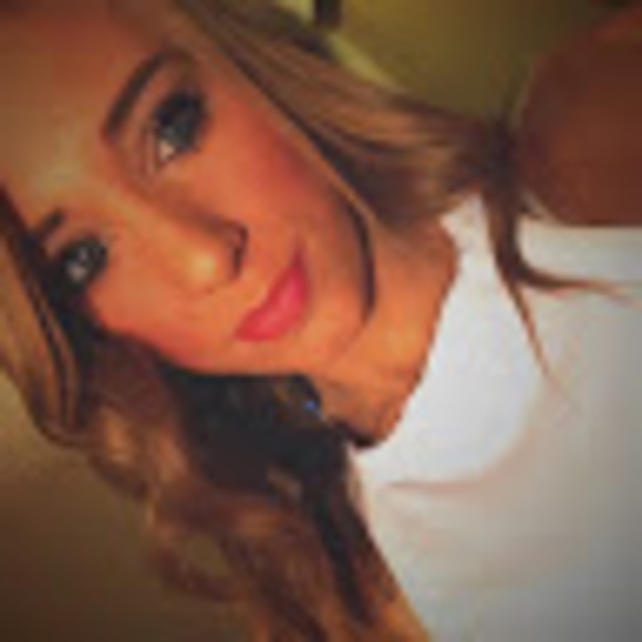 Meet your Posher, Paisley - Picture 1 of 1